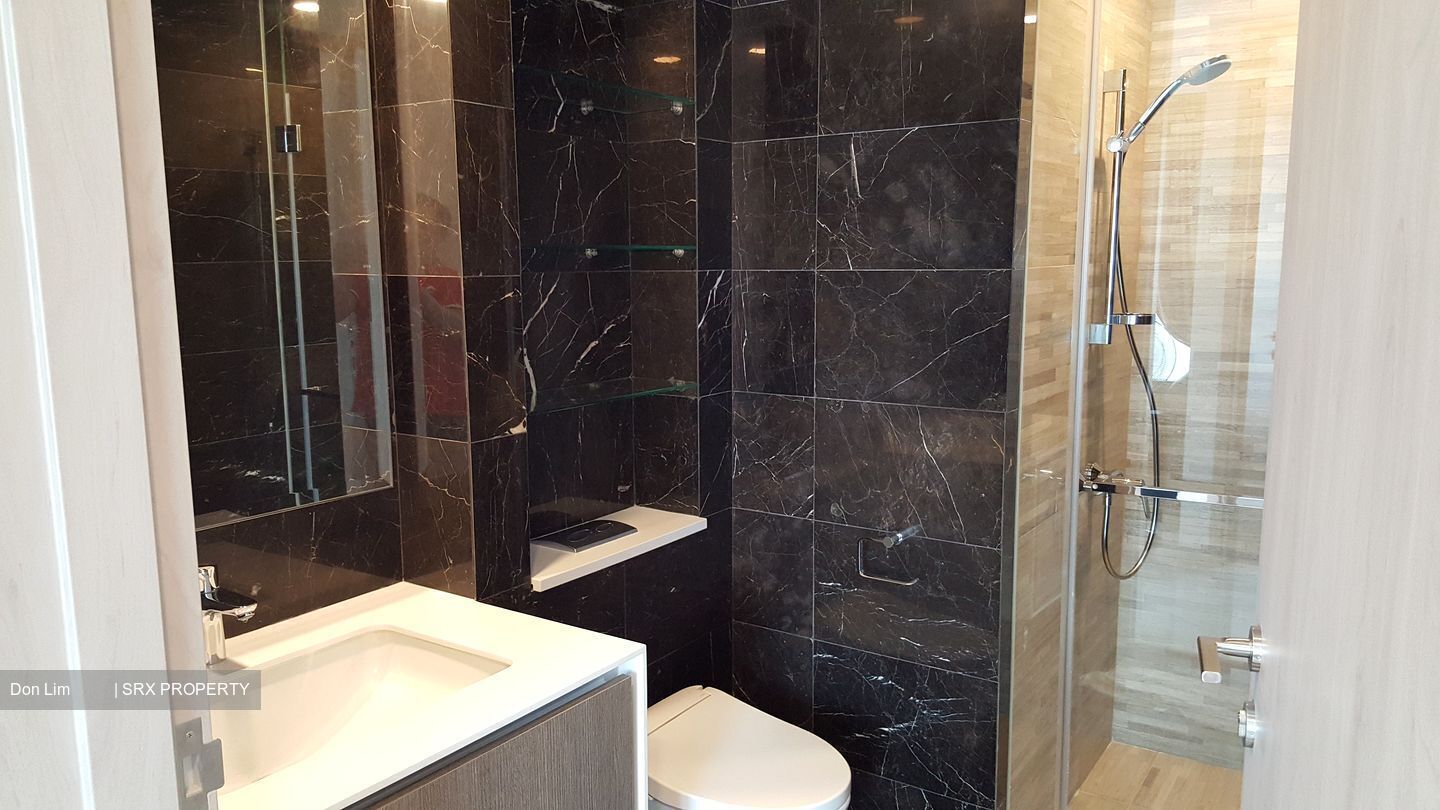 J Gateway (D22), Condominium #404675261